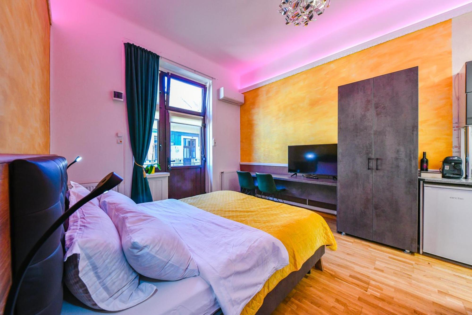 Carpe Diem Cluj ภายนอก รูปภาพ